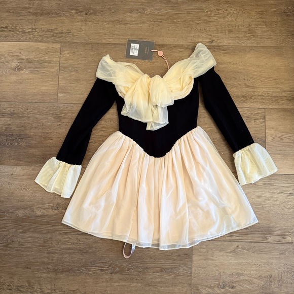 ✨SOLD✨ House of CB Alana Vintage Cream and Black Mini Dress - Picture 5 of 8